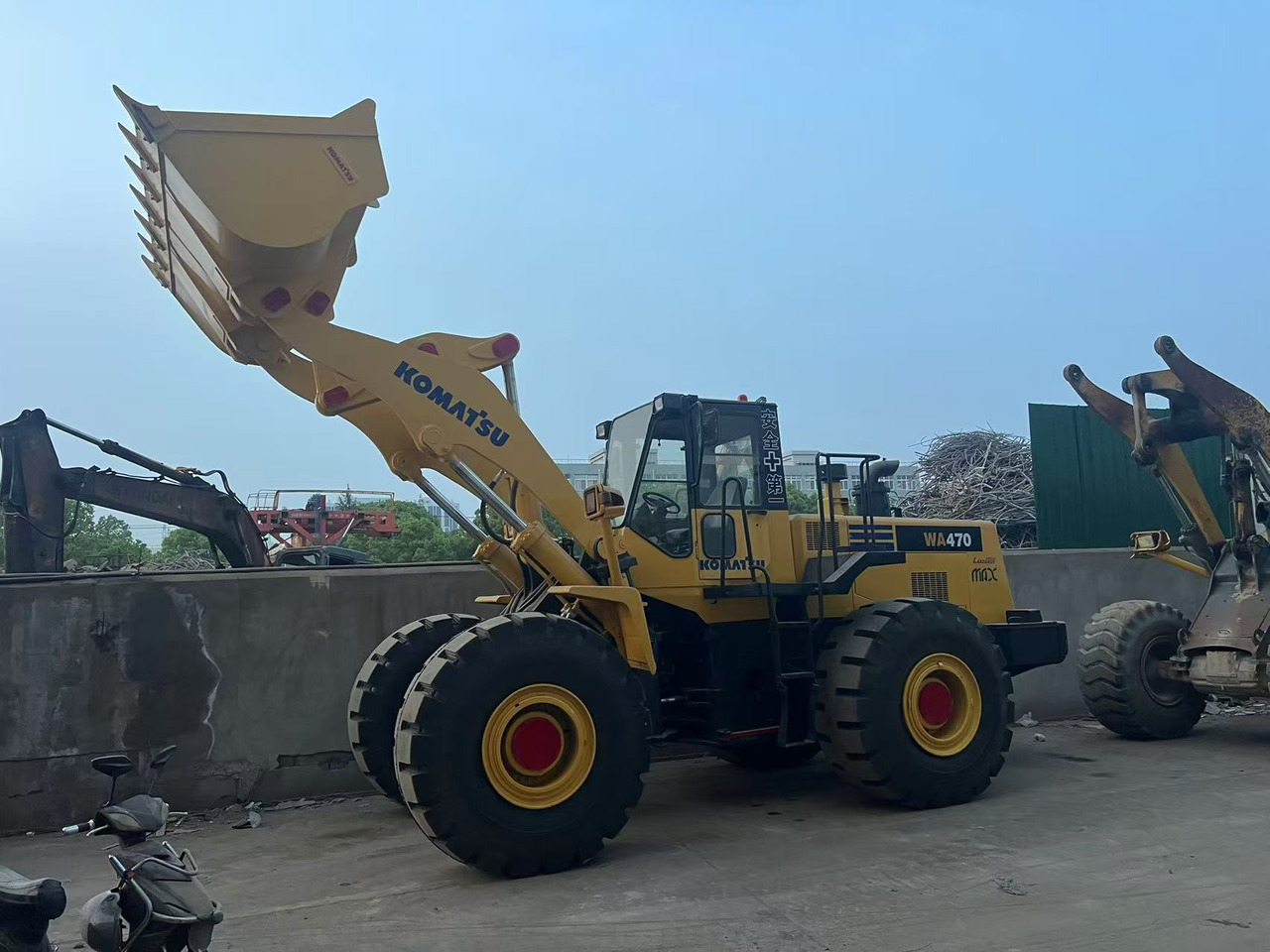 KOMATSU WA470-3 - Ratinis krautuvas: foto 2 KOMATSU WA470-3 - Ratinis krautuvas: foto 2