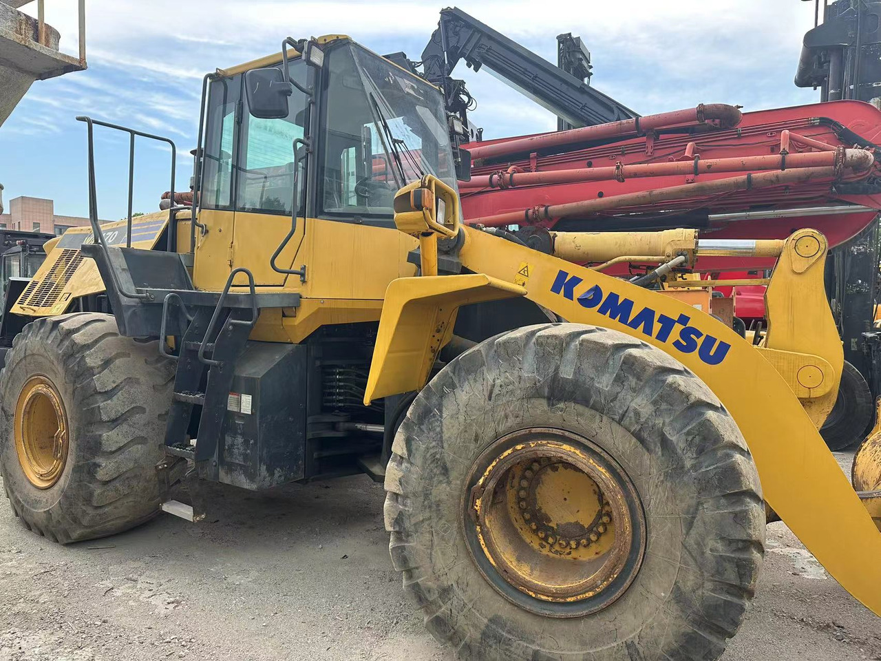 KOMATSU WA470-6 - Ratinis krautuvas: foto 3 KOMATSU WA470-6 - Ratinis krautuvas: foto 3