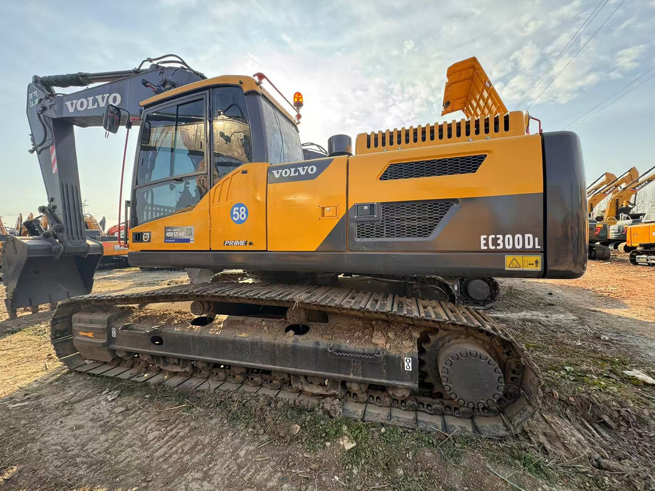 VOLVO EC300 - Vikšrinis ekskavatorius: foto 1 VOLVO EC300 - Vikšrinis ekskavatorius: foto 1