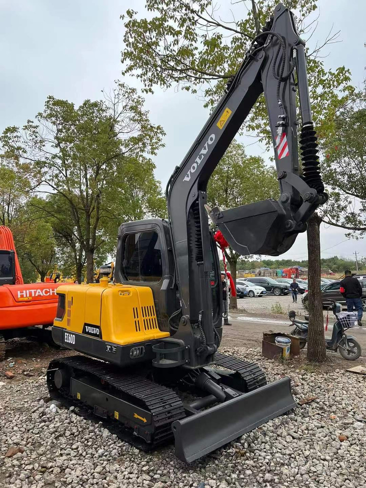 VOLVO EC60D - Vikšrinis ekskavatorius: foto 3 VOLVO EC60D - Vikšrinis ekskavatorius: foto 3
