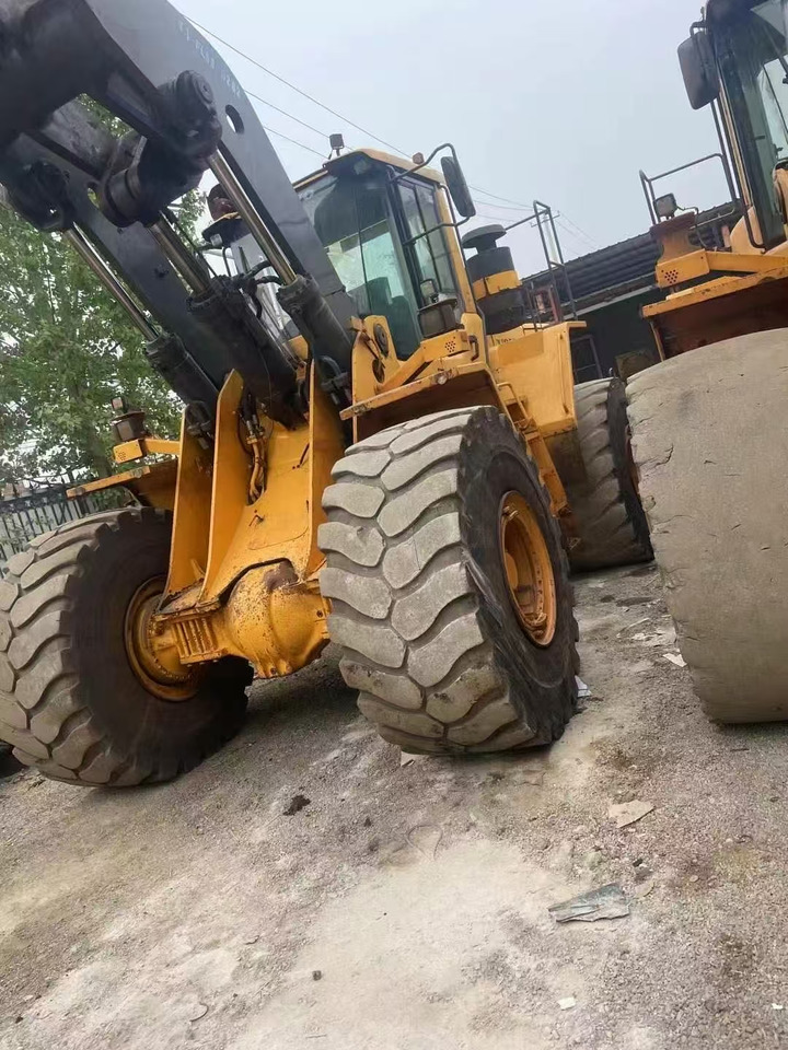 VOLVO L220F - Ratinis krautuvas: foto 5 VOLVO L220F - Ratinis krautuvas: foto 5