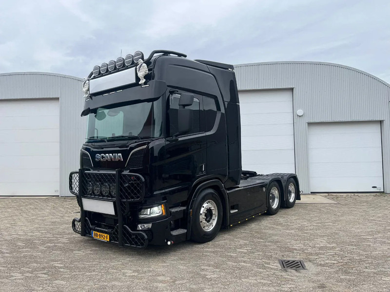 Scania R660 R660 6x2 v8 - Vilkikas: foto 1 Scania R660 R660 6x2 v8 - Vilkikas: foto 1
