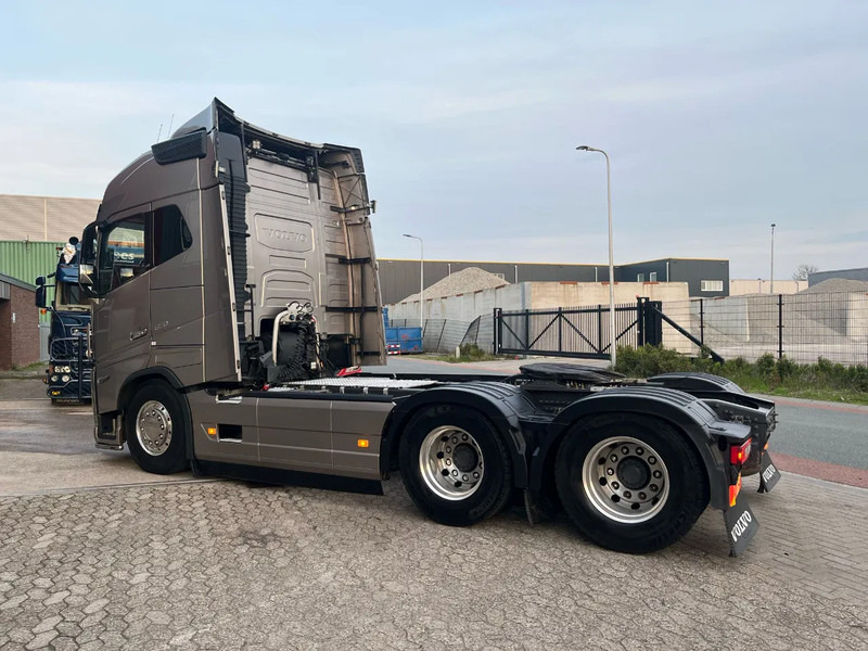 Volvo FH 16.650 FH16 6x4 - Vilkikas: foto 5 Volvo FH 16.650 FH16 6x4 - Vilkikas: foto 5