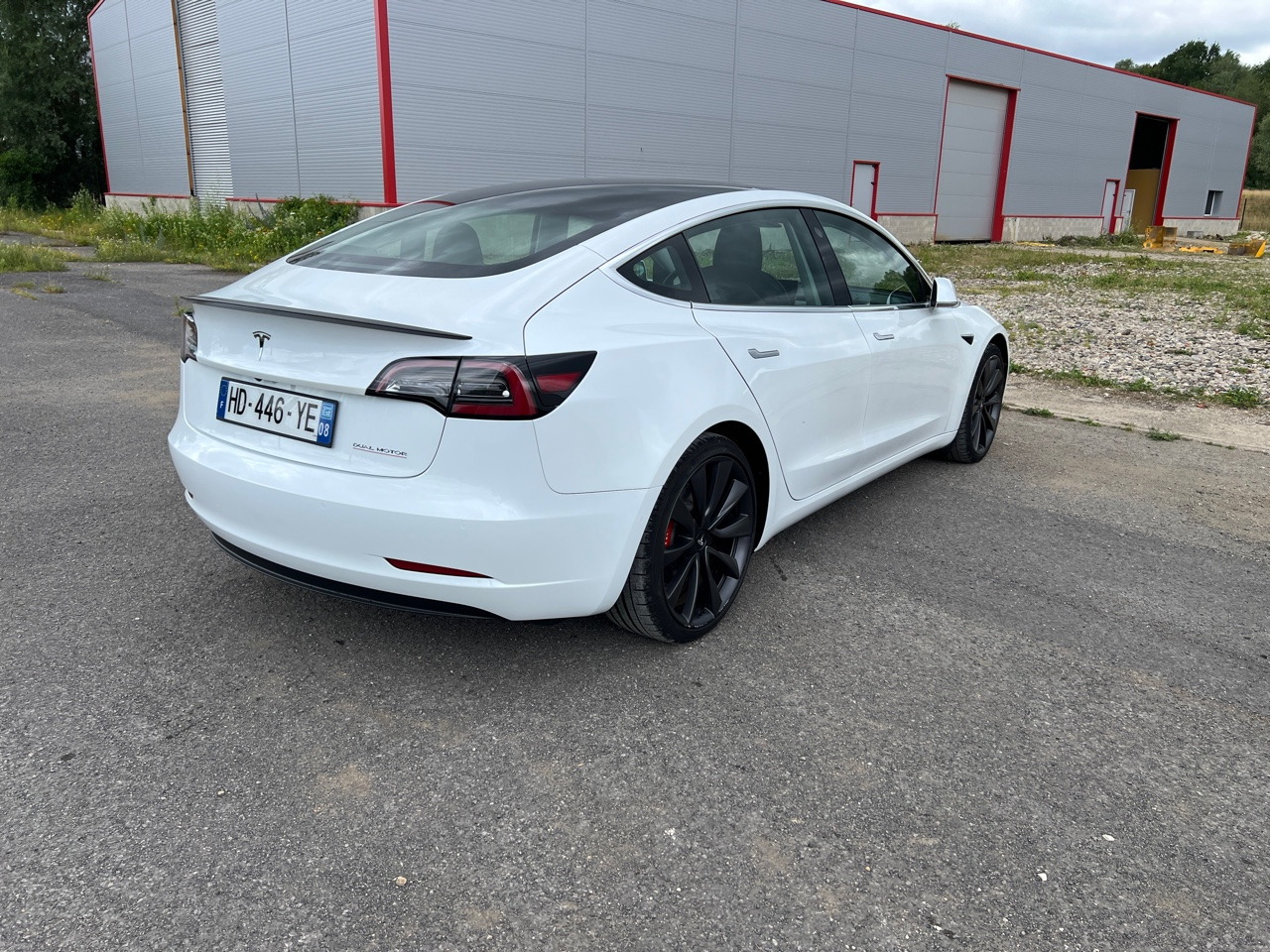TESLA Model 3 Performance Dual Motor FSD 3 Autopilot - Sedanas: foto 2 TESLA Model 3 Performance Dual Motor FSD 3 Autopilot - Sedanas: foto 2