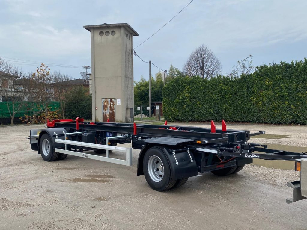 AUSTERAS RIMORCHIO NUOVO AUSTERAS SCARRABILE PNEUMATICO - Kablio/ Skip loader priekaba: foto 1 AUSTERAS RIMORCHIO NUOVO AUSTERAS SCARRABILE PNEUMATICO - Kablio/ Skip loader priekaba: foto 1