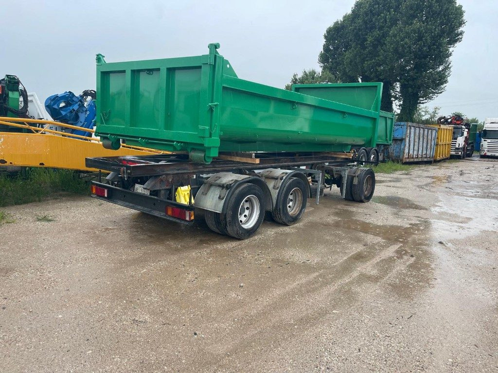 CARDI RIMORCHIO CARDI SCARRABILE - Kablio/ Skip loader priekaba: foto 4 CARDI RIMORCHIO CARDI SCARRABILE - Kablio/ Skip loader priekaba: foto 4