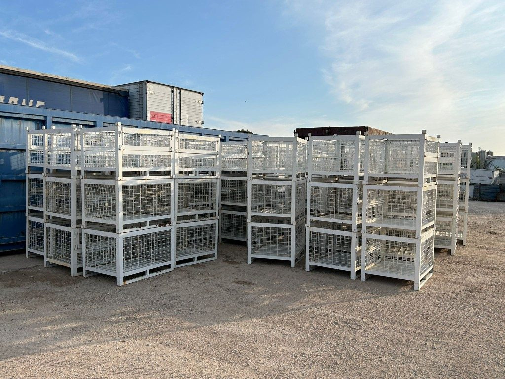 CESTA USATA SEMINUOVA IN FERRO - Įrankis/ Įranga: foto 1 CESTA USATA SEMINUOVA IN FERRO - Įrankis/ Įranga: foto 1