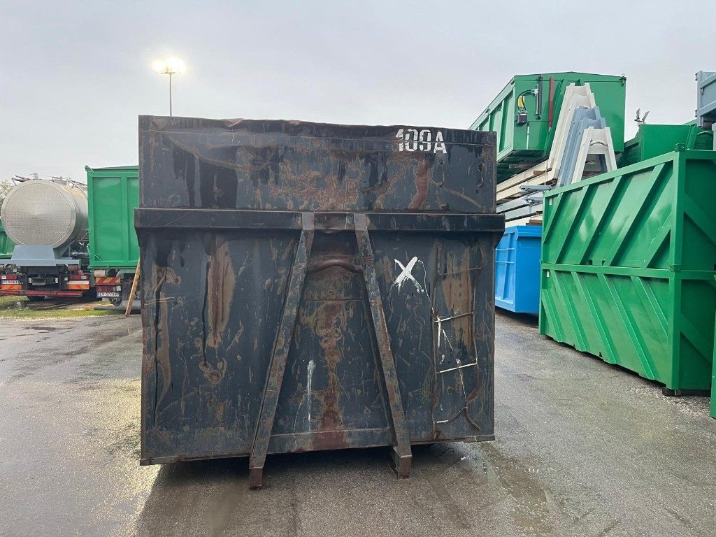 CONTAINER SCARRABILE USATO A CIELO APERTO - Užtraukiamas konteineris: foto 3 CONTAINER SCARRABILE USATO A CIELO APERTO - Užtraukiamas konteineris: foto 3