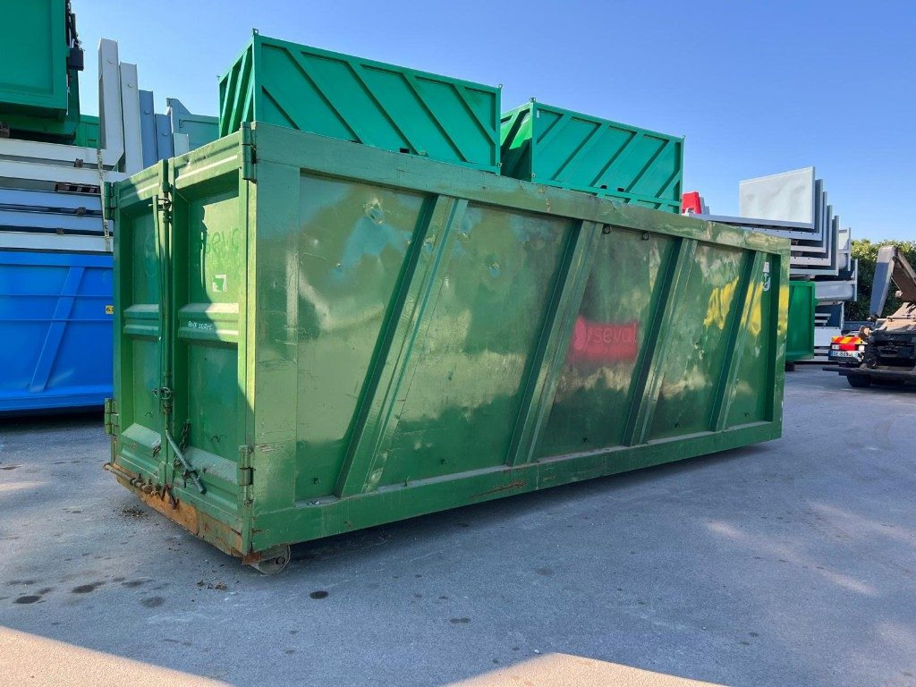 CONTAINER SCARRABILE USATO A CIELO APERTO - Užtraukiamas konteineris: foto 3 CONTAINER SCARRABILE USATO A CIELO APERTO - Užtraukiamas konteineris: foto 3