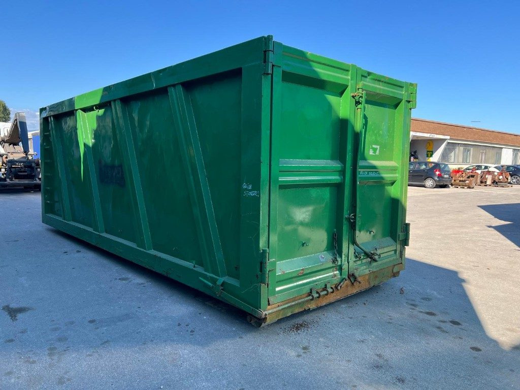 CONTAINER SCARRABILE USATO A CIELO APERTO - Užtraukiamas konteineris: foto 4 CONTAINER SCARRABILE USATO A CIELO APERTO - Užtraukiamas konteineris: foto 4