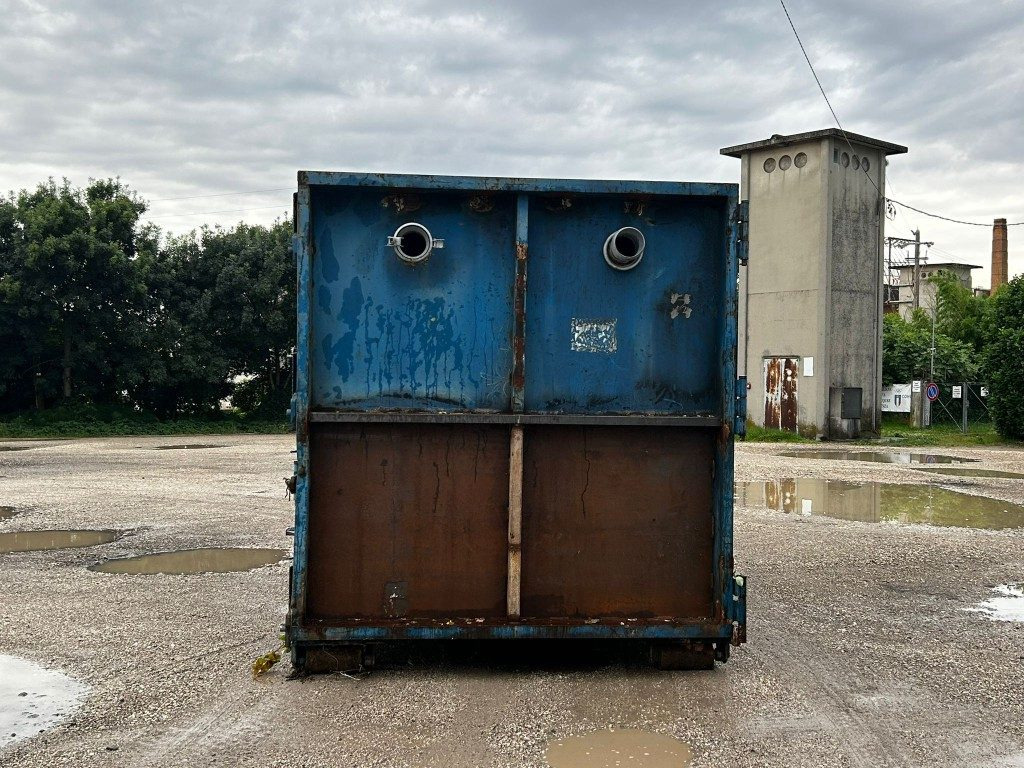 CONTAINER SCARRABILE USATO PER SEGATURA - Užtraukiamas konteineris: foto 4 CONTAINER SCARRABILE USATO PER SEGATURA - Užtraukiamas konteineris: foto 4