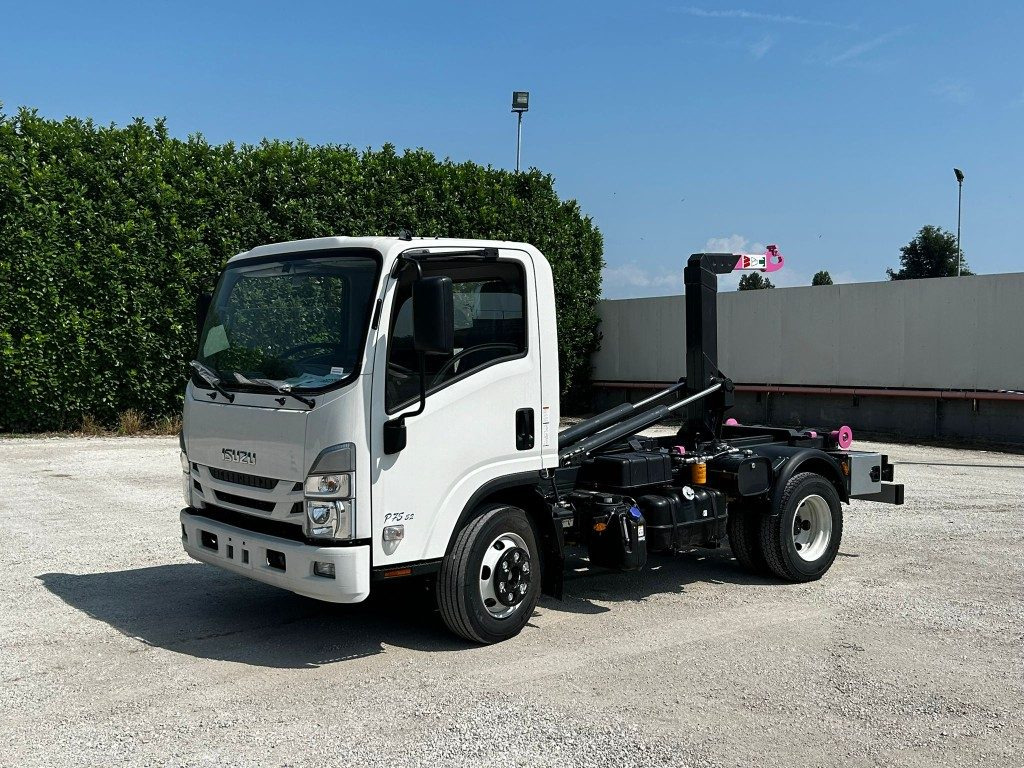 ISUZU P75 NUOVO SCARRABILE - Hook-lift sunkvežimis: foto 1 ISUZU P75 NUOVO SCARRABILE - Hook-lift sunkvežimis: foto 1