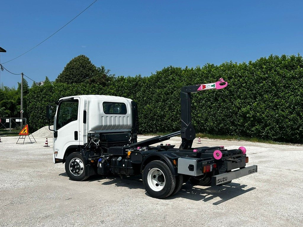 ISUZU P75 NUOVO SCARRABILE - Hook-lift sunkvežimis: foto 5 ISUZU P75 NUOVO SCARRABILE - Hook-lift sunkvežimis: foto 5