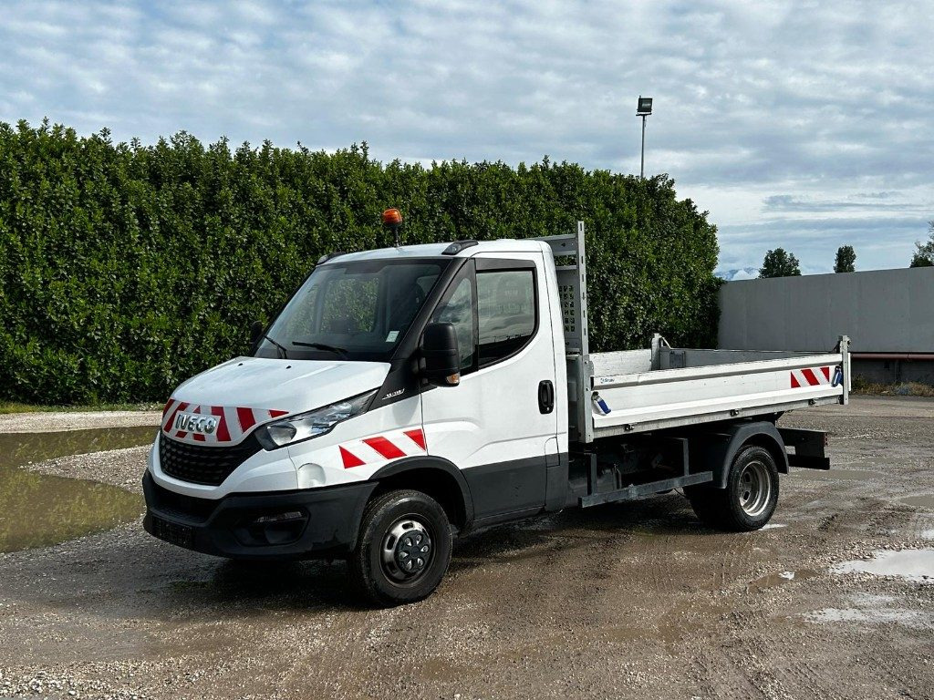 IVECO DAILY 35.140 RIBALTABILE - Mažas savivartis: foto 1 IVECO DAILY 35.140 RIBALTABILE - Mažas savivartis: foto 1