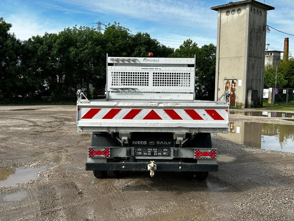 IVECO DAILY 35.140 RIBALTABILE - Mažas savivartis: foto 4 IVECO DAILY 35.140 RIBALTABILE - Mažas savivartis: foto 4