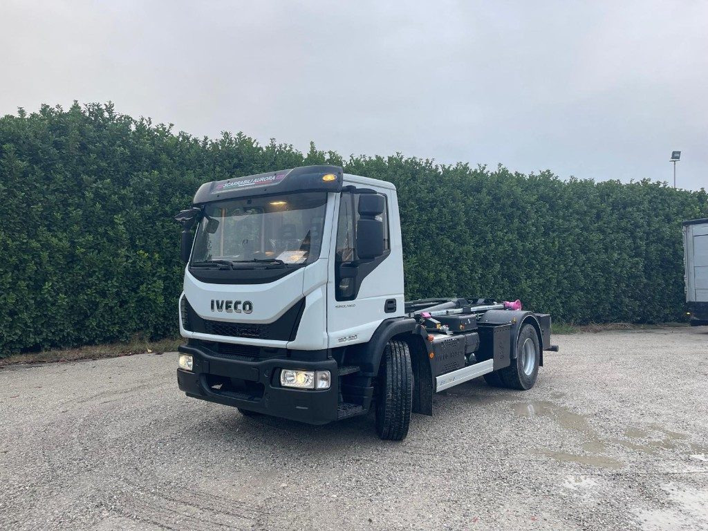 IVECO EUROCARGO 180K32 SCARRABILE NUOVO - Hook-lift sunkvežimis: foto 1 IVECO EUROCARGO 180K32 SCARRABILE NUOVO - Hook-lift sunkvežimis: foto 1
