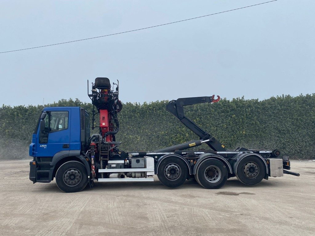IVECO STRALIS 260.450 SCARRABILE CON GRU - Hook-lift sunkvežimis: foto 3 IVECO STRALIS 260.450 SCARRABILE CON GRU - Hook-lift sunkvežimis: foto 3