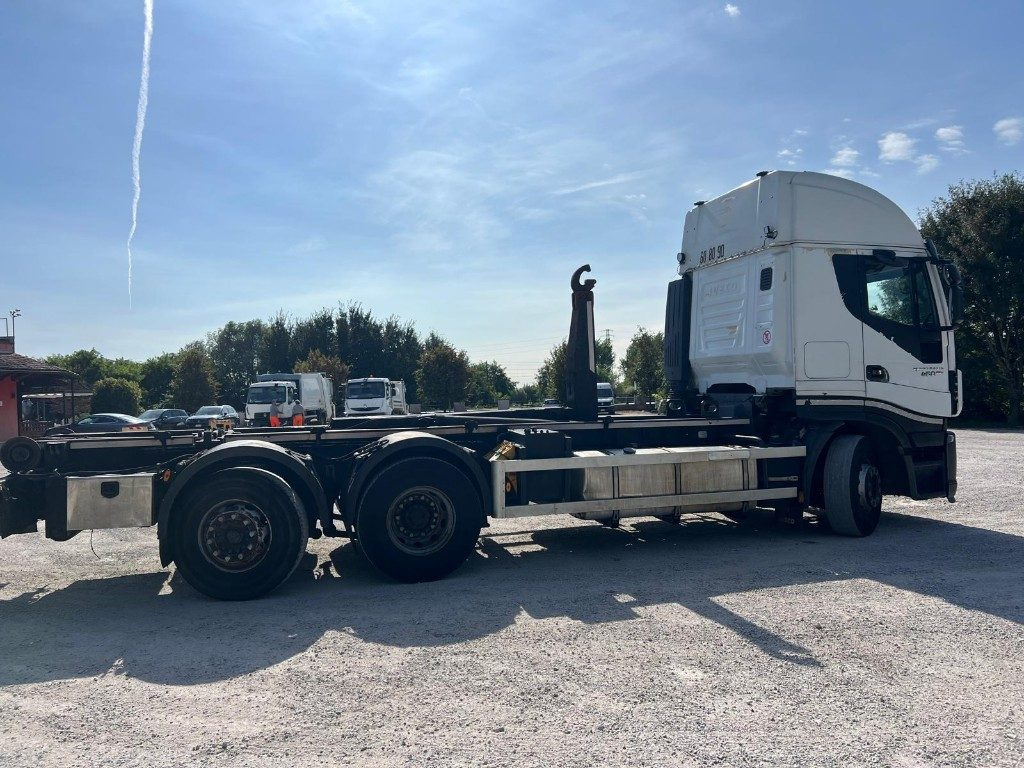 IVECO STRALIS 460 SCARRABILE - Hook-lift sunkvežimis: foto 5 IVECO STRALIS 460 SCARRABILE - Hook-lift sunkvežimis: foto 5