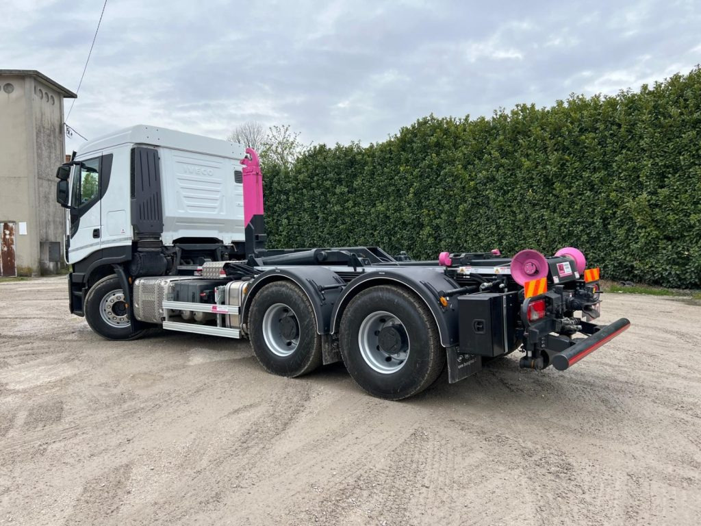 IVECO STRALIS X-WAY 510 TRAKKER SCARRABILE - Hook-lift sunkvežimis: foto 3 IVECO STRALIS X-WAY 510 TRAKKER SCARRABILE - Hook-lift sunkvežimis: foto 3