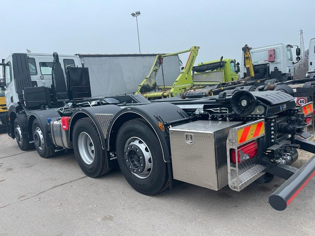IVECO X-WAY AD350X480YPS SCARRABILE NUOVO - Hook-lift sunkvežimis: foto 4 IVECO X-WAY AD350X480YPS SCARRABILE NUOVO - Hook-lift sunkvežimis: foto 4