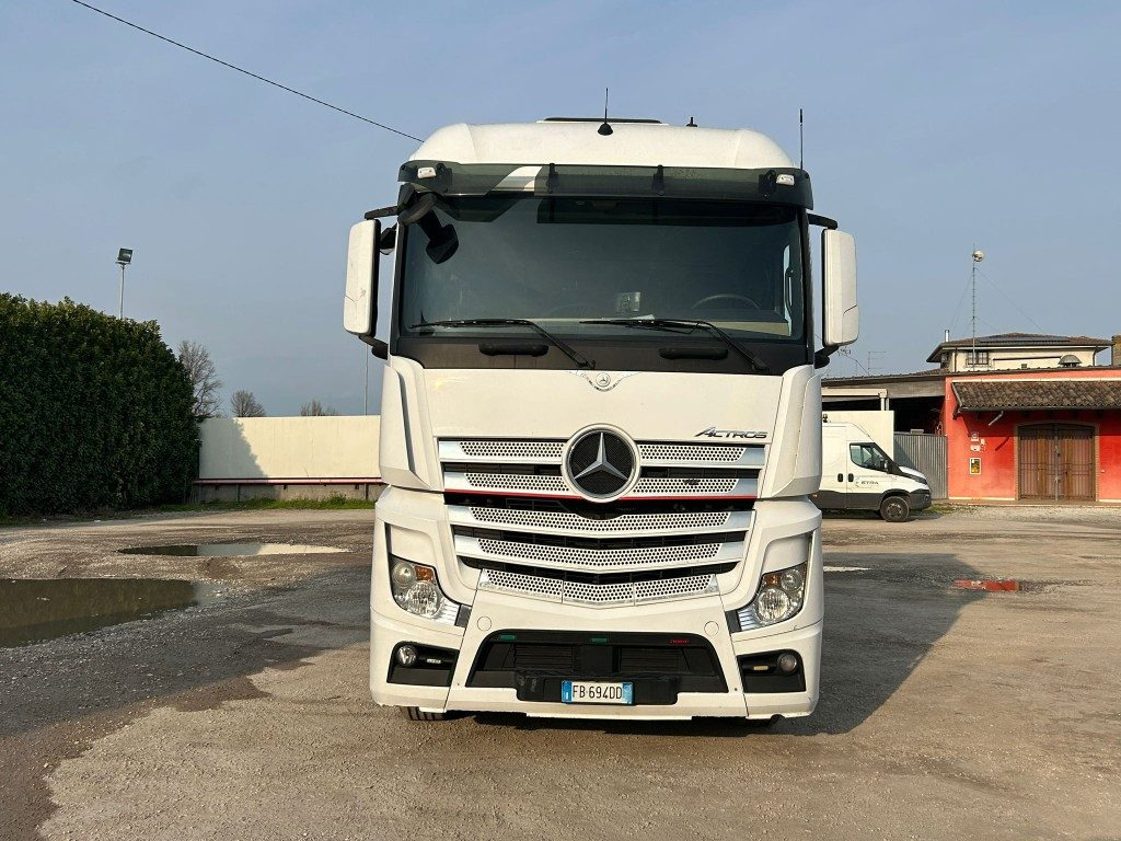 MERCEDES ACTROS 25.51 SCARRABILE - Hook-lift sunkvežimis: foto 2 MERCEDES ACTROS 25.51 SCARRABILE - Hook-lift sunkvežimis: foto 2