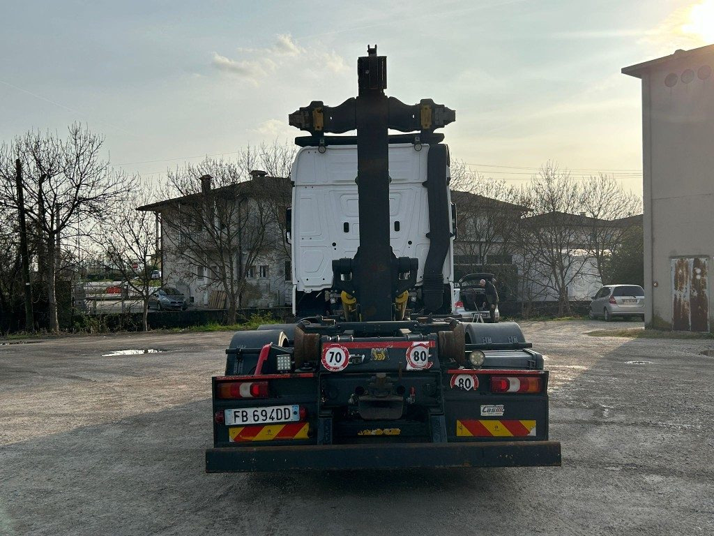 MERCEDES ACTROS 25.51 SCARRABILE - Hook-lift sunkvežimis: foto 3 MERCEDES ACTROS 25.51 SCARRABILE - Hook-lift sunkvežimis: foto 3