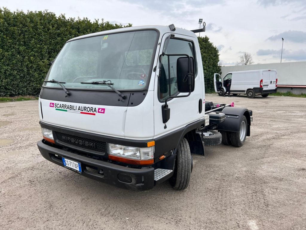 MITSUBISHI CANTER 3.0 SCARRABILE - Hook-lift sunkvežimis: foto 2 MITSUBISHI CANTER 3.0 SCARRABILE - Hook-lift sunkvežimis: foto 2