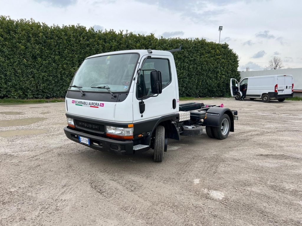 MITSUBISHI CANTER 3.0 SCARRABILE - Hook-lift sunkvežimis: foto 1 MITSUBISHI CANTER 3.0 SCARRABILE - Hook-lift sunkvežimis: foto 1