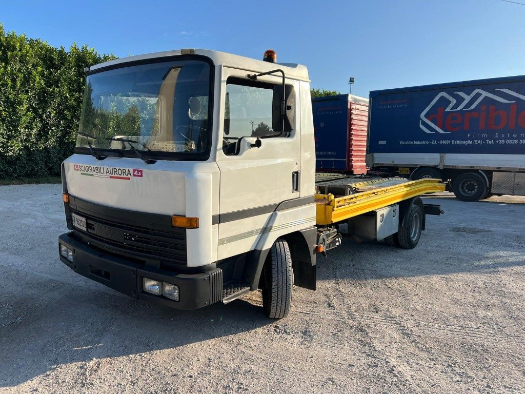 NISSAN M I L50 PER SOCCORSO STRADALE - Evakuatorius: foto 1 NISSAN M I L50 PER SOCCORSO STRADALE - Evakuatorius: foto 1