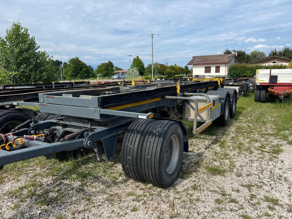 PIACENZA RIMORCHIO PIACENZA SCARRABILE BALESTRATO - Kablio/ Skip loader priekaba: foto 2 PIACENZA RIMORCHIO PIACENZA SCARRABILE BALESTRATO - Kablio/ Skip loader priekaba: foto 2