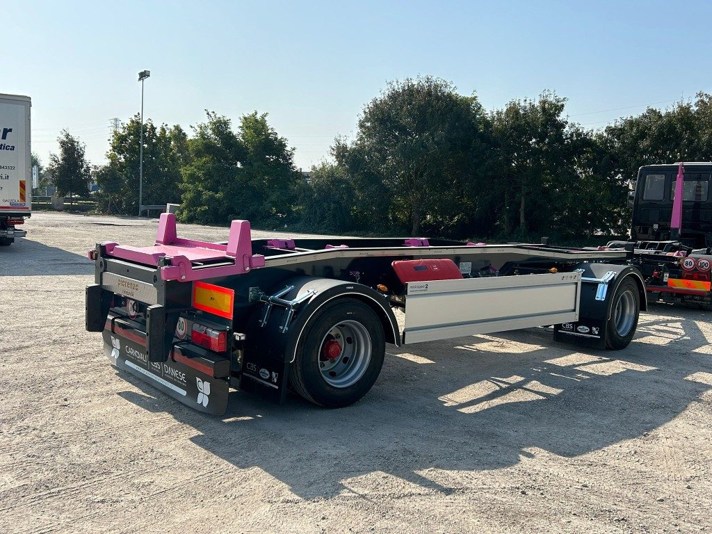 PIACENZA RIMORCHIO PIACENZA SCARRABILE PNEUMATICO NUOVO - Kablio/ Skip loader priekaba: foto 5 PIACENZA RIMORCHIO PIACENZA SCARRABILE PNEUMATICO NUOVO - Kablio/ Skip loader priekaba: foto 5