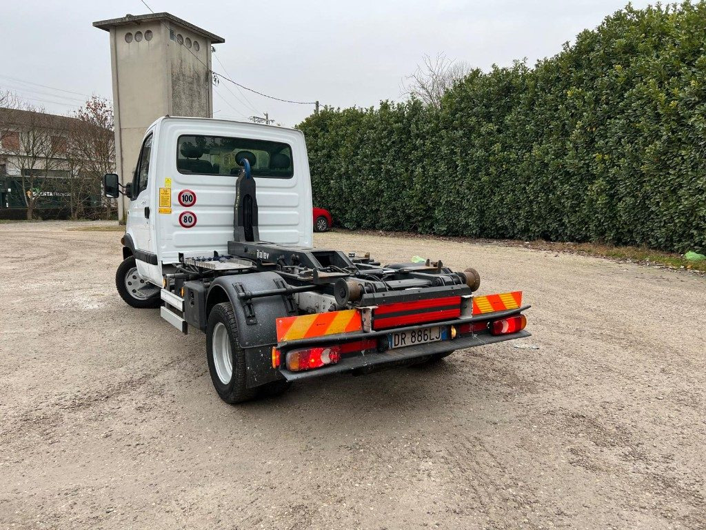 RENAULT MASCOTT SCARRABILE - Hook-lift sunkvežimis: foto 3 RENAULT MASCOTT SCARRABILE - Hook-lift sunkvežimis: foto 3