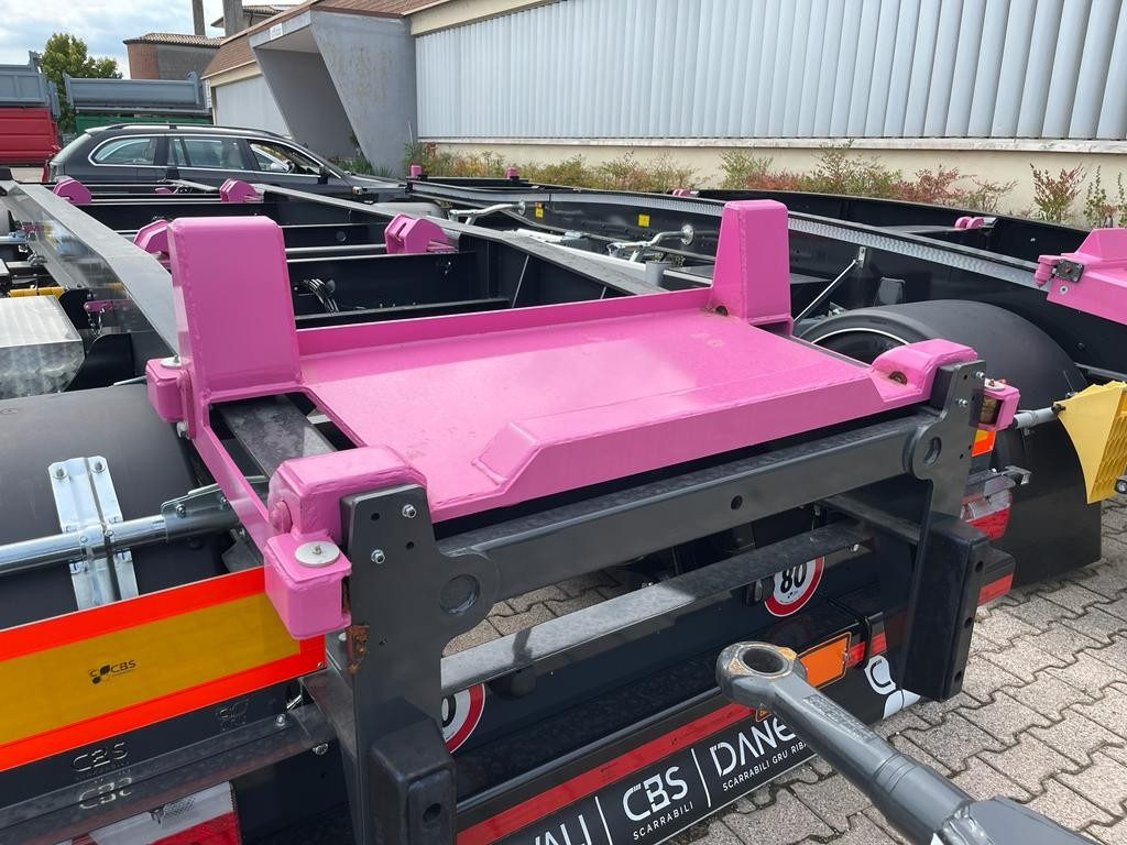 RIMORCHIO CBS NUOVO SCARRABILE - Kablio/ Skip loader priekaba: foto 5 RIMORCHIO CBS NUOVO SCARRABILE - Kablio/ Skip loader priekaba: foto 5