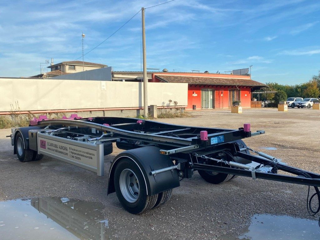 RIMORCHIO SCARRABILE IT RUNNER 20HN - Kablio/ Skip loader priekaba: foto 4 RIMORCHIO SCARRABILE IT RUNNER 20HN - Kablio/ Skip loader priekaba: foto 4