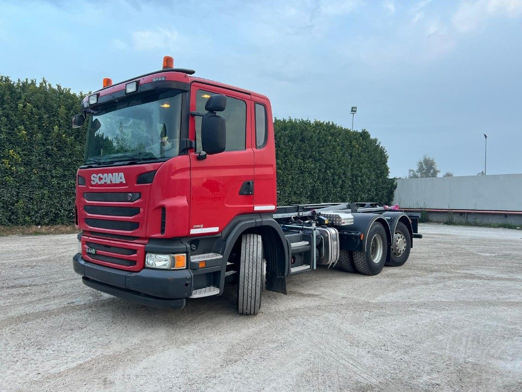 SCANIA G440 SCARRABILE NUOVO PNEUMATICO POSTERIORE - Hook-lift sunkvežimis: foto 1 SCANIA G440 SCARRABILE NUOVO PNEUMATICO POSTERIORE - Hook-lift sunkvežimis: foto 1