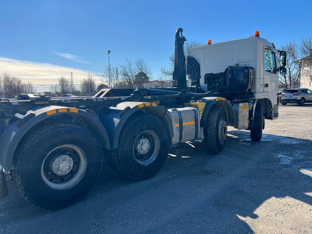 VOLVO FM440 SCARRABILE - Hook-lift sunkvežimis: foto 5 VOLVO FM440 SCARRABILE - Hook-lift sunkvežimis: foto 5