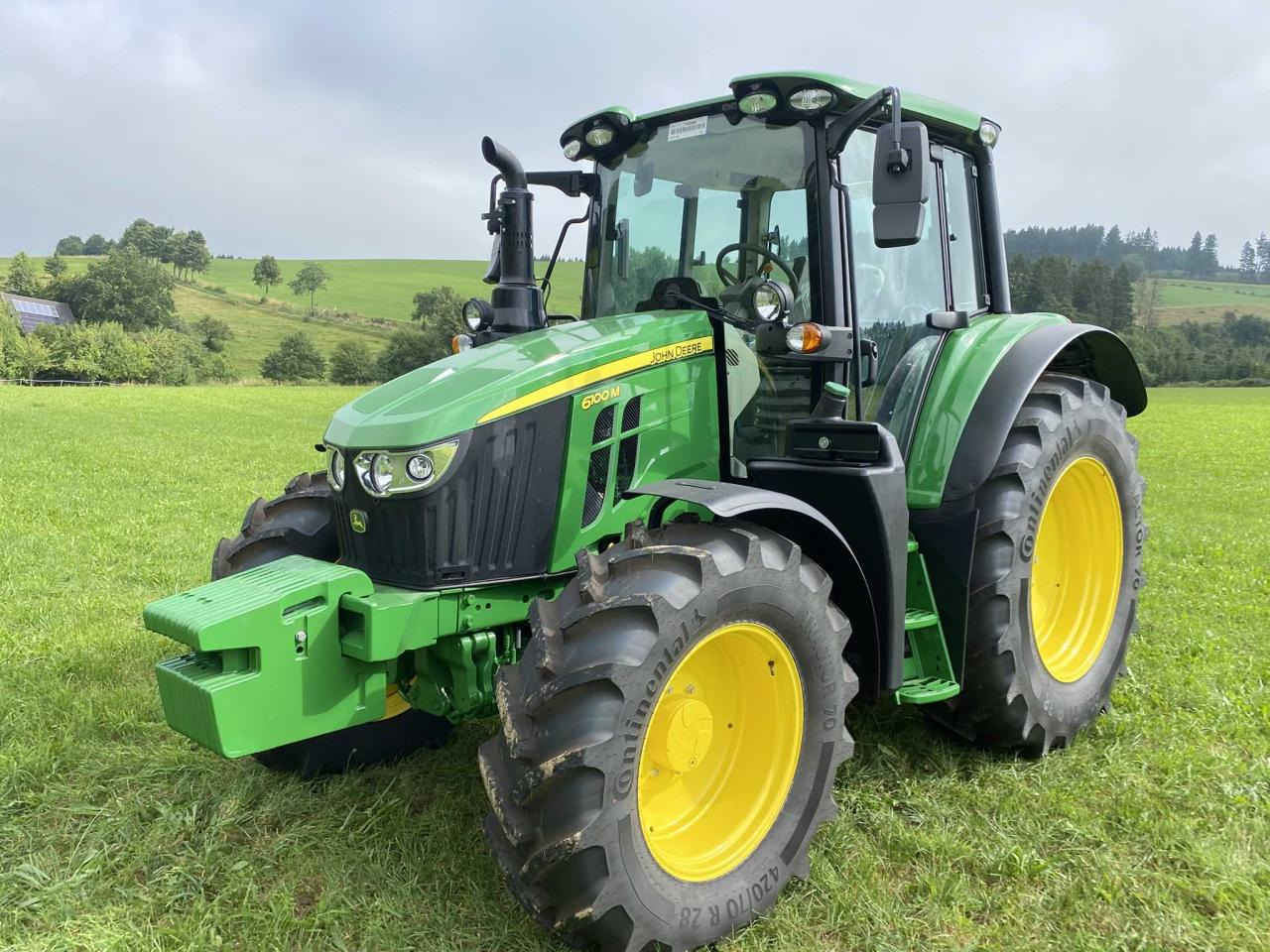John Deere 6100 M AutoQuadEco - Traktorius: foto 3 John Deere 6100 M AutoQuadEco - Traktorius: foto 3