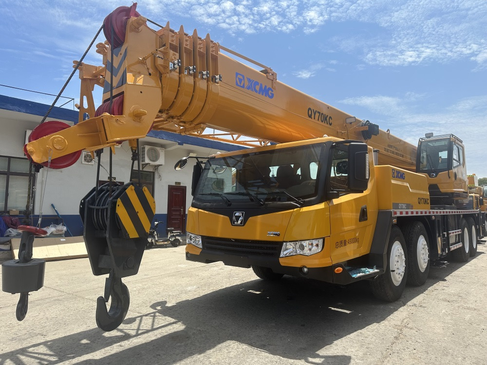 XCMG 70 ton QY70KC XCT75 QY75K QY70KS QY50KC QY100K truck crane - Autokranas: foto 2 XCMG 70 ton QY70KC XCT75 QY75K QY70KS QY50KC QY100K truck crane - Autokranas: foto 2