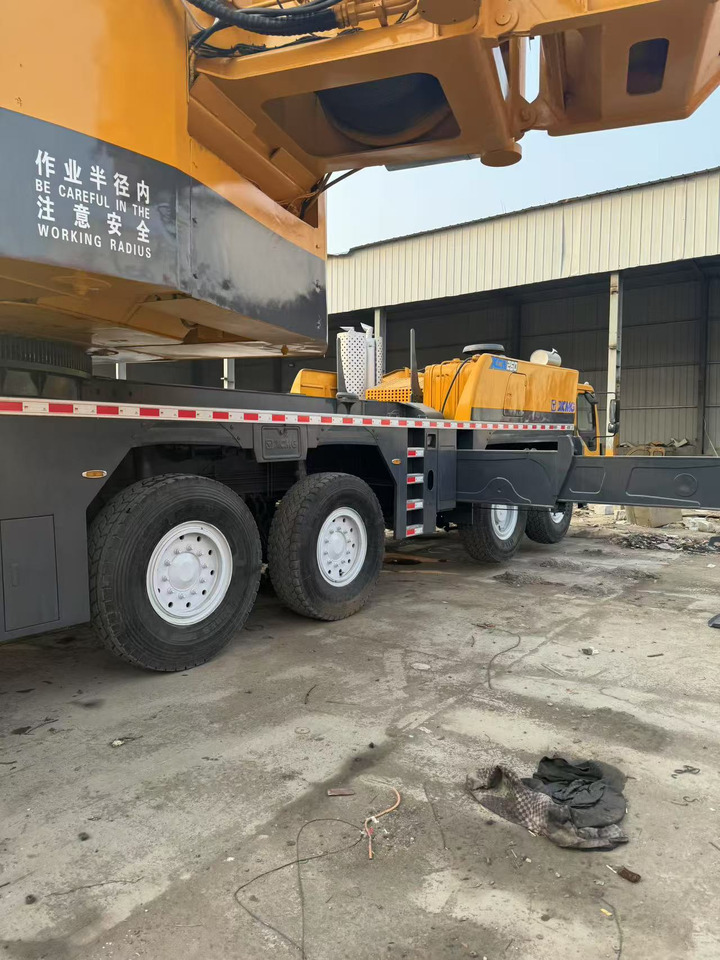 Visureigis kranas XCMG QAY240 XCT240 XCA240 QY240K 240ton 250ton 300ton 260ton 200ton 220ton crane: foto 7