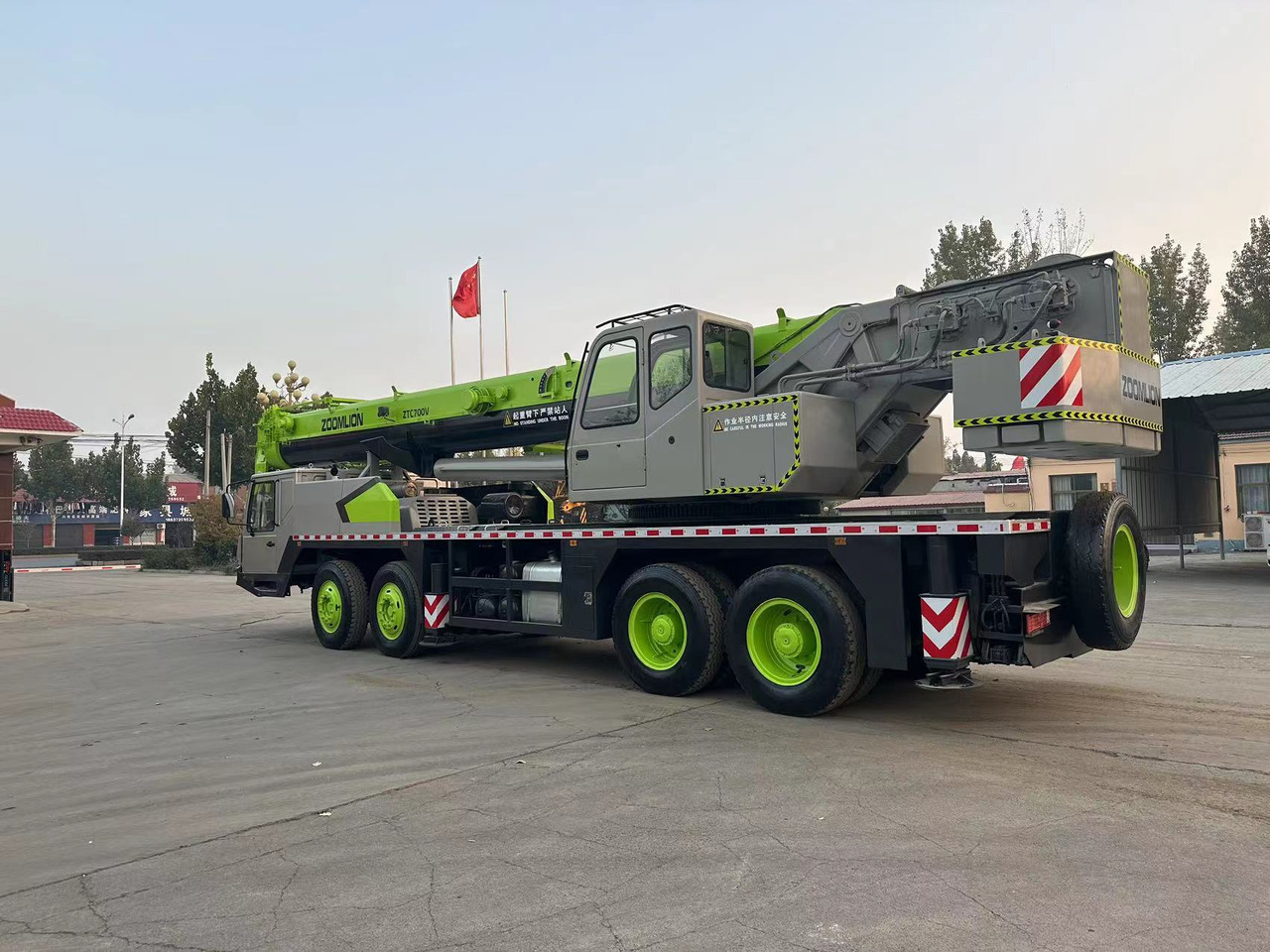 ZOOMLION ZTC700V QY70V 70 ton 80 ton 90 ton 100 ton 110 ton 120 ton used truck crane - Autokranas: foto 3 ZOOMLION ZTC700V QY70V 70 ton 80 ton 90 ton 100 ton 110 ton 120 ton used truck crane - Autokranas: foto 3