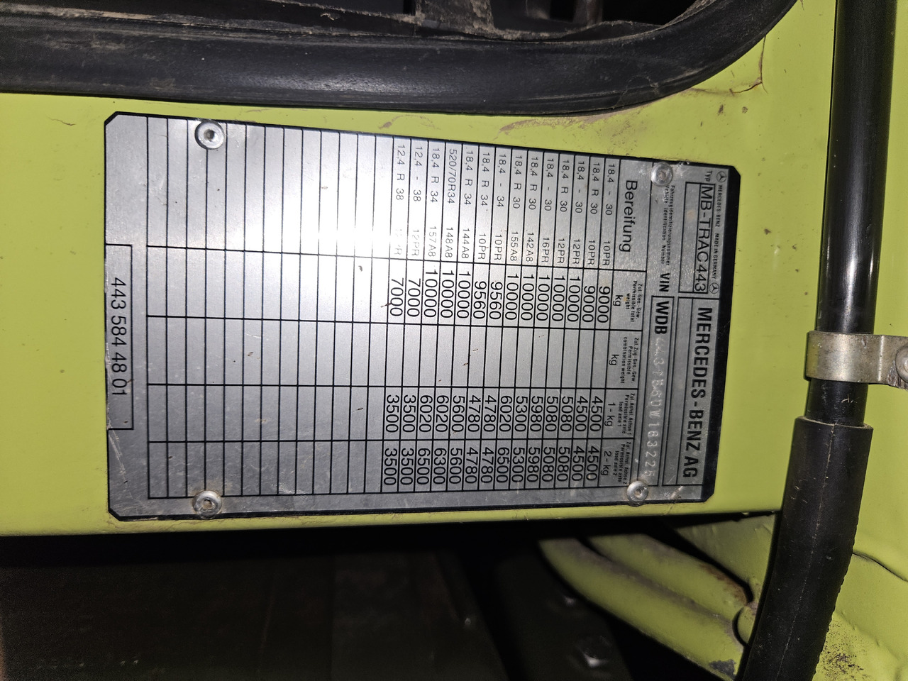 MERCEDES-BENZ MB-TRAC 1600 - Traktorius: foto 5 MERCEDES-BENZ MB-TRAC 1600 - Traktorius: foto 5