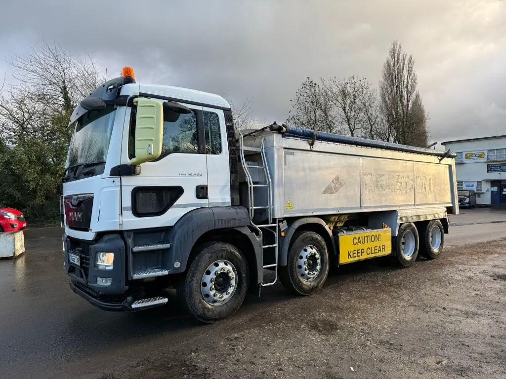 MAN TGS 32.400 Tipper 8x4 - RHD - Savivartis sunkvežimis: foto 2 MAN TGS 32.400 Tipper 8x4 - RHD - Savivartis sunkvežimis: foto 2