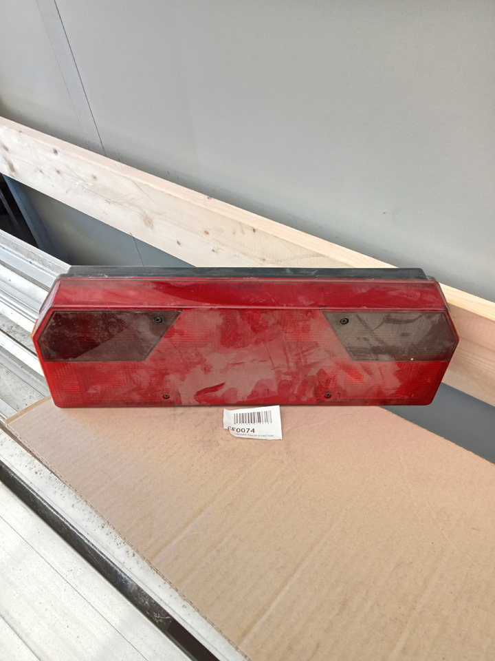 Trouillet LANTERNE GAUCHE 9 FONCTIONS - Galinis žibintas: foto 1 Trouillet LANTERNE GAUCHE 9 FONCTIONS - Galinis žibintas: foto 1