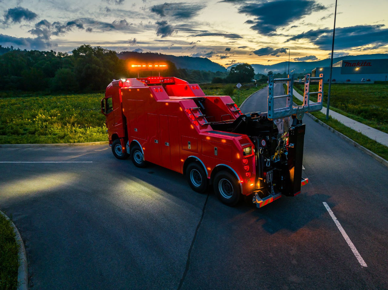 Volvo FH NEW ER4120 5 winches T-REX Volvo FH 540 8x4 WB6,0 White - Evakuatorius: foto 3 Volvo FH NEW ER4120 5 winches T-REX Volvo FH 540 8x4 WB6,0 White - Evakuatorius: foto 3