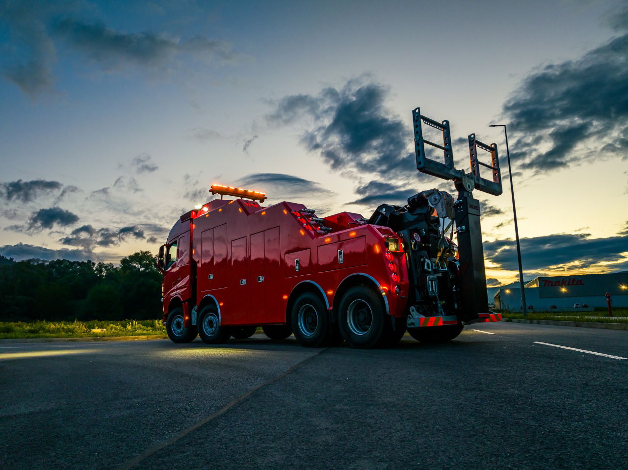 Volvo FH NEW ER4120 5 winches T-REX Volvo FH 540 8x4 WB6,0 White or RED - Evakuatorius: foto 4 Volvo FH NEW ER4120 5 winches T-REX Volvo FH 540 8x4 WB6,0 White or RED - Evakuatorius: foto 4