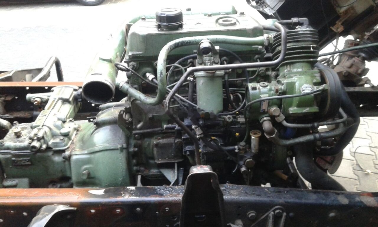 Mercedes-Benz OM364 4.0 D - Variklis - Sunkvežimis: foto 2 Mercedes-Benz OM364 4.0 D - Variklis - Sunkvežimis: foto 2