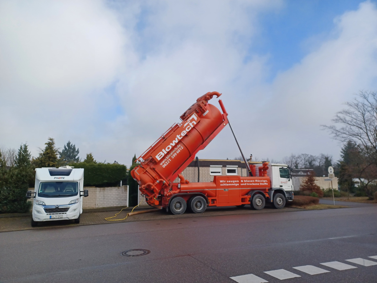 MERCEDES-BENZ Naaktgeboren Vacu-Press 8000 High-Lift V2A less km+hours! - Asenizatorius: foto 4 MERCEDES-BENZ Naaktgeboren Vacu-Press 8000 High-Lift V2A less km+hours! - Asenizatorius: foto 4