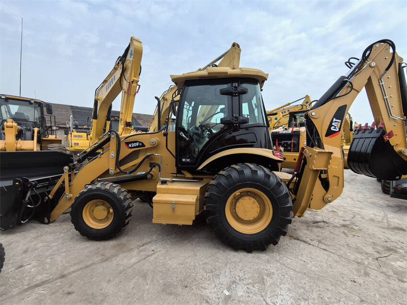 Caterpillar 420F2 420F 420 430F - Ekskavatorius-krautuvas: foto 4 Caterpillar 420F2 420F 420 430F - Ekskavatorius-krautuvas: foto 4