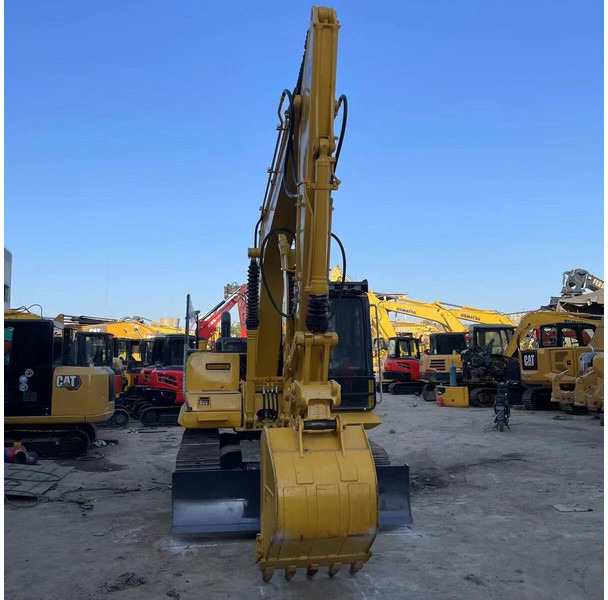 Komatsu PC130 - Vikšrinis ekskavatorius: foto 2 Komatsu PC130 - Vikšrinis ekskavatorius: foto 2