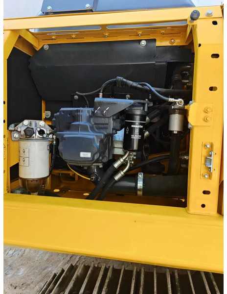 Komatsu PC220-8 - Vikšrinis ekskavatorius: foto 4 Komatsu PC220-8 - Vikšrinis ekskavatorius: foto 4